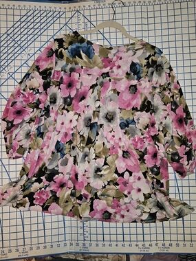 Dear Scarlett Women's Floral Swing Tunic in Pink, Olive & Blue; 2X